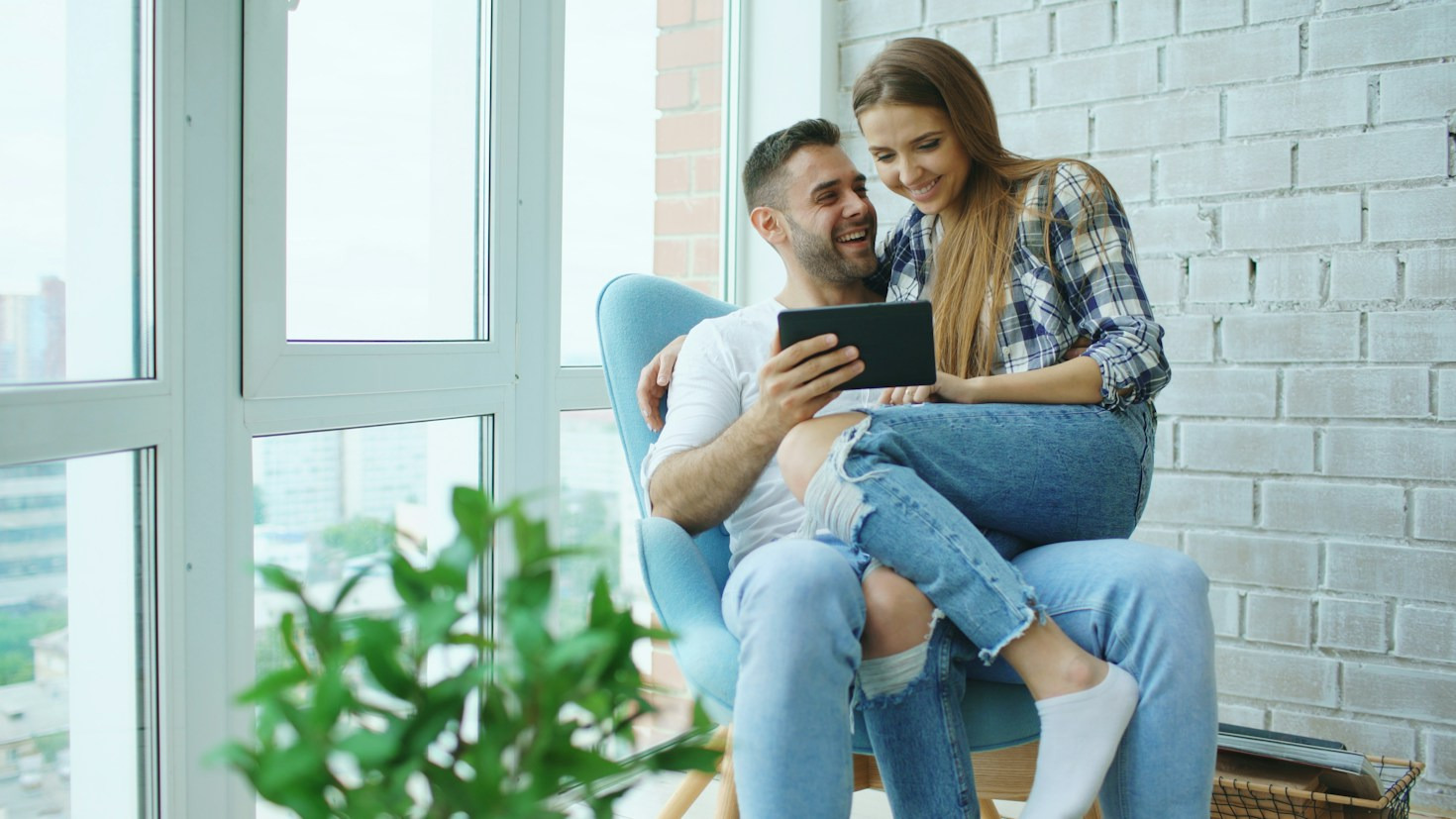 Edukacja seksualna w miejscu pracy: dlaczego firmy inwestują w dobrostan?